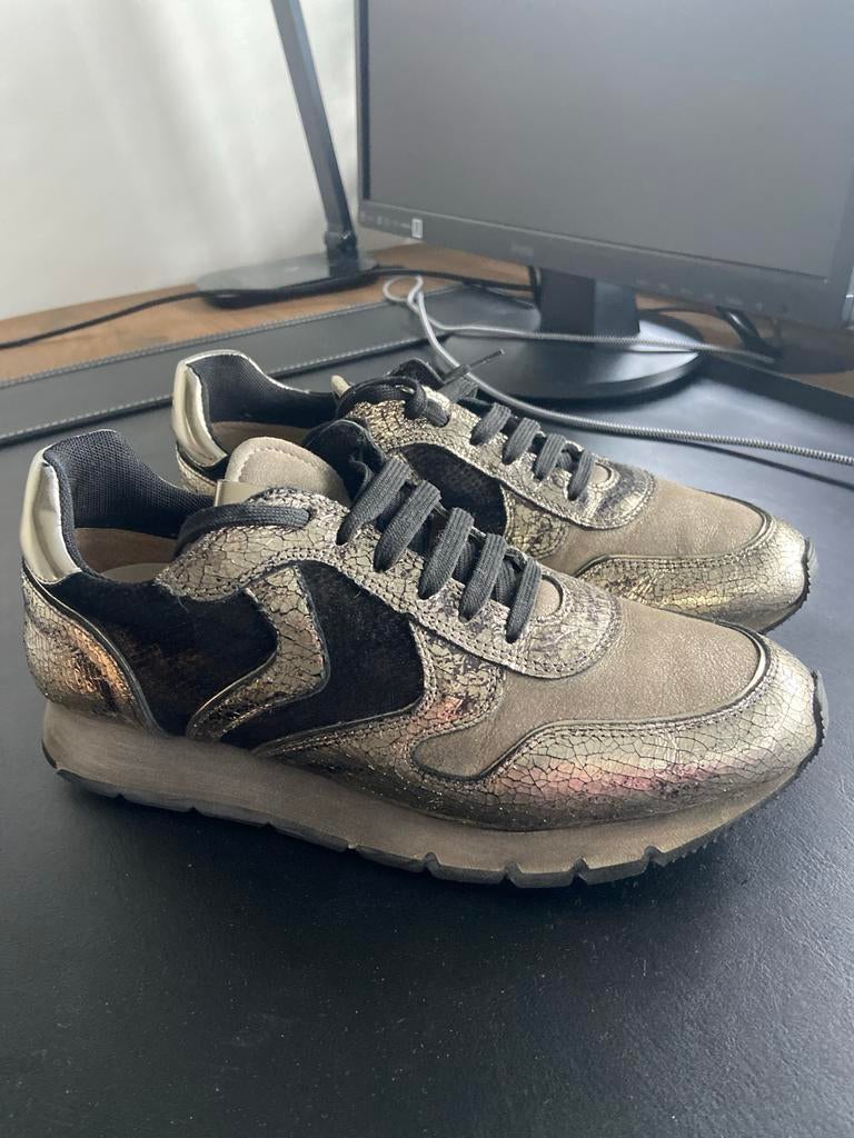 Voile Blanche Sneakers Metallic Maat 39 - Uitstekend!, Kleding | Dames, Schoenen, Ophalen of Verzenden, Zo goed als nieuw, Overige kleuren