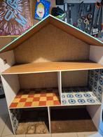 Groot Poppenhuis met Vloerbedekking, Ophalen, Gebruikt, Poppenhuis