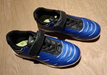 Dutchy sportschoenen – maat 35 beschikbaar voor biedingen