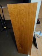 3 eiken schappen inclusief gietijzeren houders, Ophalen, Zo goed als nieuw