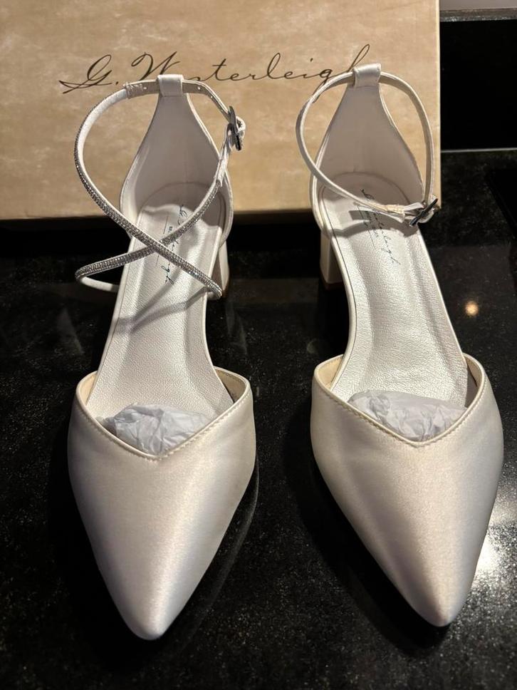 Trouwschoenen G. Westerleigh Maat 37, Kleding | Dames, Trouwkleding en Trouwaccessoires, Zo goed als nieuw, Accessoires, Ophalen of Verzenden