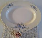 Grote ovale schaal vergeet me nietjes , decor 823, P. Regout, Ophalen of Verzenden