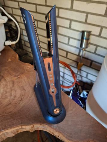 Dyson Stijltang - zo goed als nieuw beschikbaar voor biedingen