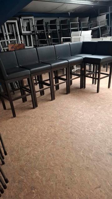 6 bar bank demontabel kruk div. te gebruiken mancave horeca beschikbaar voor biedingen