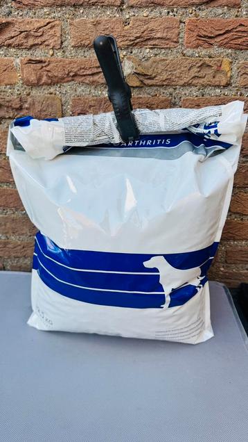 Hondenbrokken sanimed osteoarthritis 9 kg beschikbaar voor biedingen