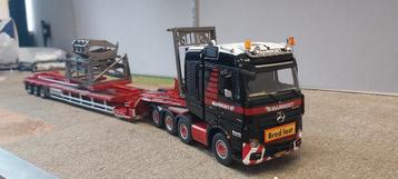 Mammoet super wing carrier met Mercedes actros 8x4  beschikbaar voor biedingen