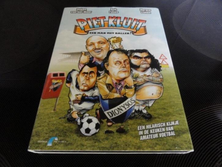 DVD Piet Kluit, Een Man Met Ballen! (Bob Fosko), Cd's en Dvd's, Dvd's | Nederlandstalig, Zo goed als nieuw, Alle leeftijden, Verzenden