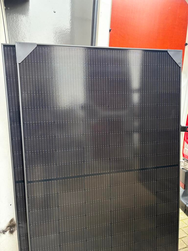 15x AEG 405 Wp Zonnepanelen Black on Black - 15 stuks, Doe-het-zelf en Verbouw, Zonnepanelen en Toebehoren, Ophalen of Verzenden