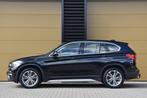 BMW X1 sDrive20i Centennial Executive * Camera * Leder * LED, Auto's, BMW, Met garantie (alle), Zwart, SUV of Terreinwagen, 83 €/maand