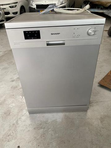 Vaatwasmachine Sharp beschikbaar voor biedingen