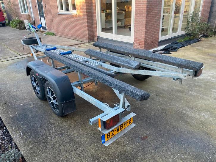 Tandemas wakeboard sloepen boottrailer 2000kg met LED, Watersport en Boten, Boottrailers, Gebruikt, Overige typen, 1500 tot 3000 kg