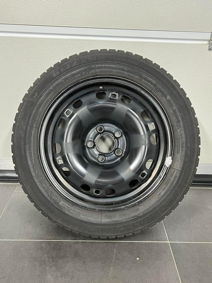 Velgen met winterbanden Volkswagen Polo 2009 t/m 2017, Auto-onderdelen, Banden en Velgen, Banden en Velgen, Winterbanden, 15 inch
