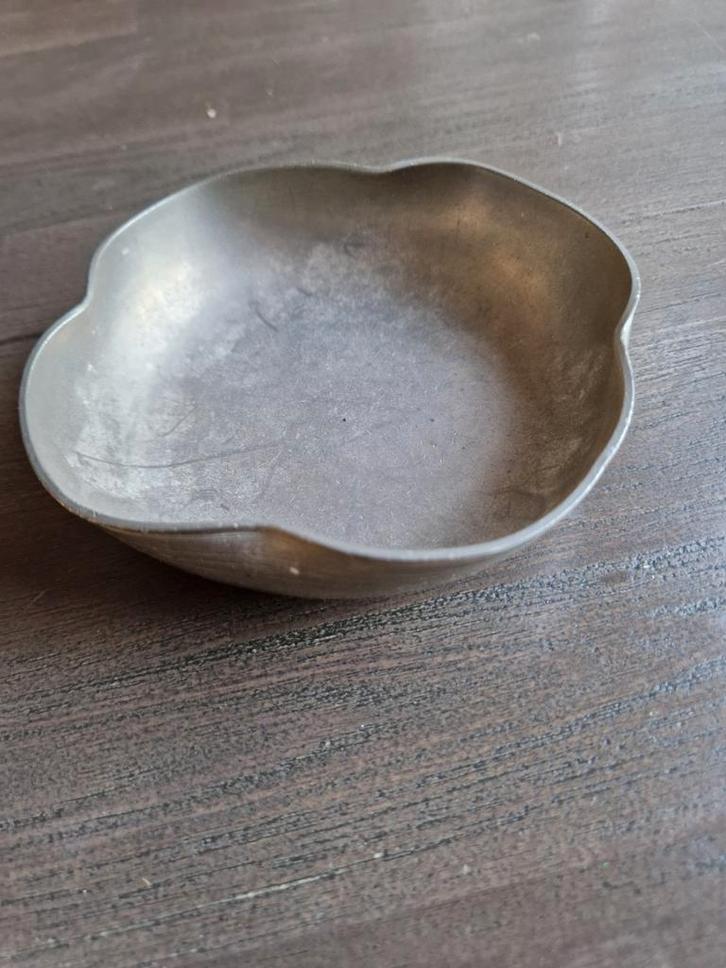 Tinnen schaaltje Meeuws & Zoon V.H.P. 1919-1949, Antiek en Kunst, Antiek | Tin, Ophalen of Verzenden