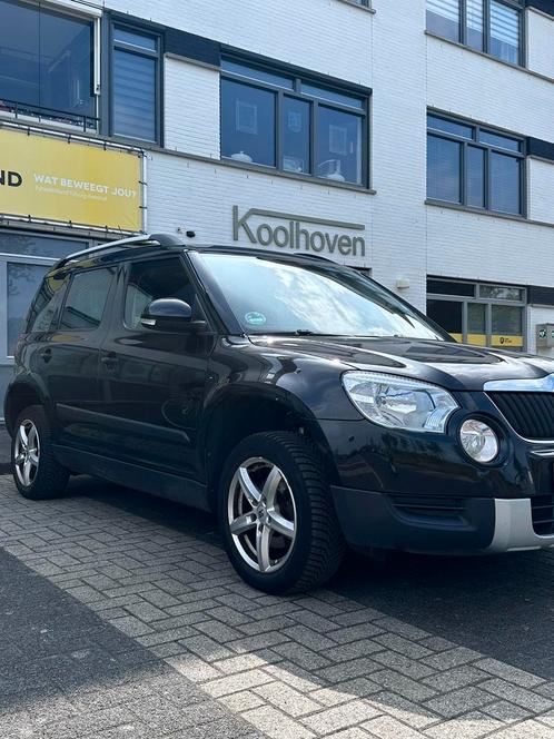 Skoda Yeti 1.2 TSI 77KW 2010 Zwart, Auto's, Skoda, Particulier, Yeti, Benzine, B, SUV of Terreinwagen, Handgeschakeld, Geïmporteerd