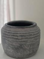 Sobere bloempot grijs, Huis en Inrichting, Woonaccessoires | Overige, Ophalen, Zo goed als nieuw