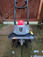 Te koop: Elektrische tuinfrees Powerplus 1050 watt, Tuin en Terras, Hand-tuingereedschap, Ophalen, Zo goed als nieuw