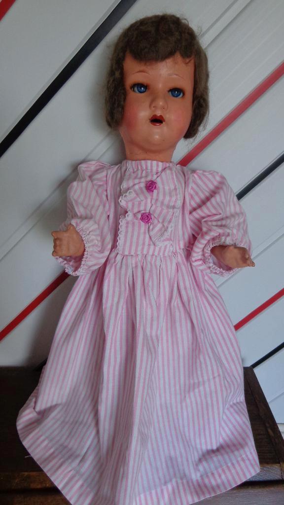 Twee oude poppen met slaapogen, Antiek en Kunst, Antiek | Speelgoed, Ophalen