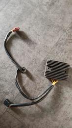 Piaggio mp3 250 LT spanningsregelaar, Ophalen of Verzenden