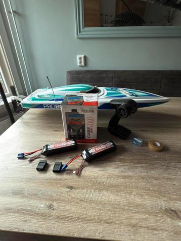 Proboat Sonic Wake 36 v2 Inc 2 lipo's en duolader beschikbaar voor biedingen