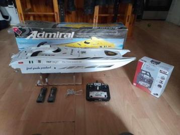 Vintage Admiral catamaran powerboot. RTR  beschikbaar voor biedingen