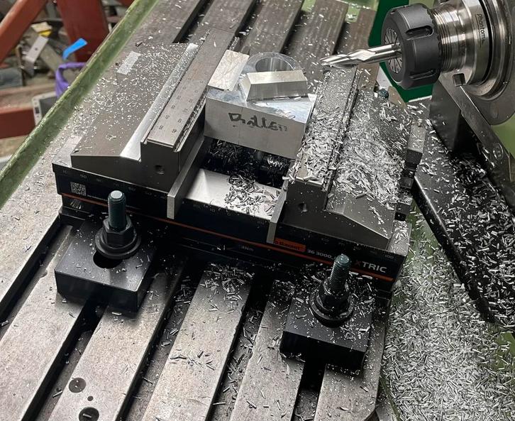 Draai en freeswerk, Diensten en Vakmensen, Lassers en Metaalbewerking, Draaien en Frezen, Overige metaalbewerking