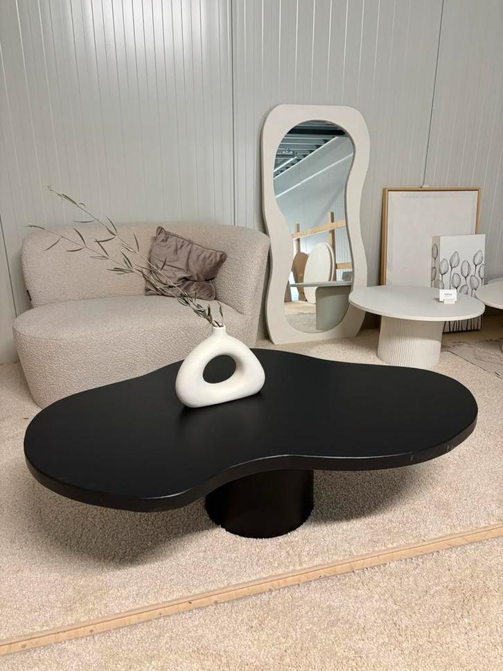 Salontafel organische vorm zwart, Huis en Inrichting, Tafels | Salontafels, Nieuw, Minder dan 50 cm, 50 tot 100 cm, 100 tot 150 cm