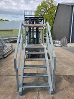 Stalen trap met bordes grijs. Hoog 1,20 mtr. Nob051, Ophalen, Zo goed als nieuw, 2 tot 4 meter