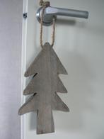 Kerstboom hout aan ophangtouw 27 cm lang, Ophalen of Verzenden, Zo goed als nieuw