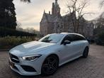 Mercedes CLA  EDITION AMG FULL OPTION  ( PANO, NIGHT, SPORT), Auto's, Mercedes-Benz, Automaat, CLA, Zwart, Wit