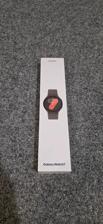 Samsung Galaxy Watch 7 - Nieuw in doos! beschikbaar voor biedingen