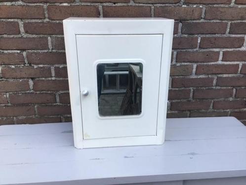 Medicijnkastje metaal met spiegel, Antiek en Kunst, Curiosa en Brocante, Ophalen of Verzenden