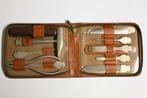 gereedschap set in leren etui mes hamer vijl etc duitsland, Antiek en Kunst, Ophalen of Verzenden