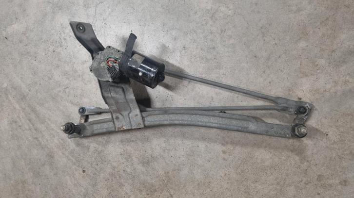 Volkswagen Corrado ruitenwisser motor voorzijde G60, VR6,, Auto-onderdelen, Ruiten en Toebehoren, Volkswagen, Gebruikt, Ophalen of Verzenden