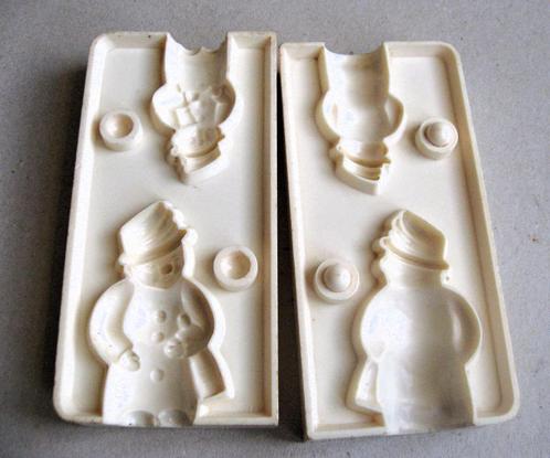 Sneeuwpop, vintage chocolade gietvorm, bakeliet jaren 50, Antiek en Kunst, Antiek | Keukenbenodigdheden, Ophalen of Verzenden