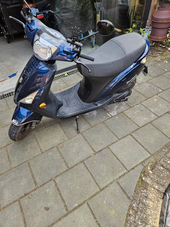 BTC streetline, Fietsen en Brommers, Snorfietsen en Snorscooters, Gebruikt, Overige merken, Benzine, Ophalen of Verzenden