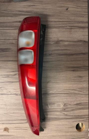 Honda HRV Achterlicht  beschikbaar voor biedingen