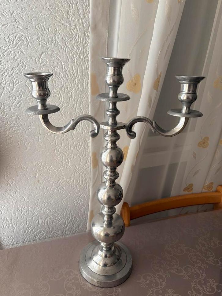 Mooie zilverkleurige kandelaar (3-armig, Antiek en Kunst, Antiek | Kandelaars, Overige materialen, Ophalen of Verzenden