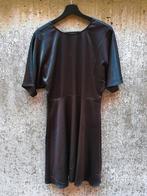 Monki Adalia satijnen zwarte jurk maat 40, Kleding | Dames, Jurken, Maat 38/40 (M), Zwart, Ophalen of Verzenden, Zo goed als nieuw