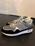 Nieuwe sneakers maat 44 - Nooit gedragen!, Ophalen of Verzenden, Nieuw, Sneakers of Gympen