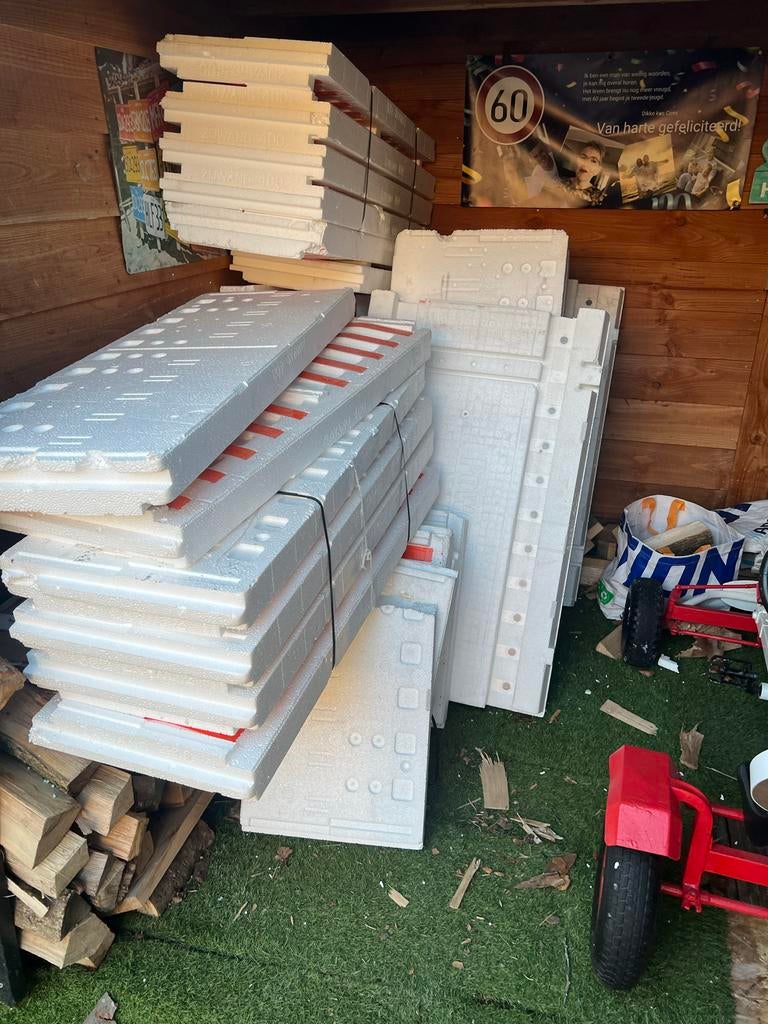 Iso bouw kist 12x 400 mm hoog 2x bodemplaat, Ophalen, Overige materialen, Minder dan 4 cm, 15 m² of meer