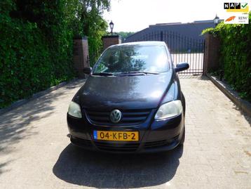 Volkswagen Fox 1.2 Trendlinezeer nette auto nl auto metonder beschikbaar voor biedingen