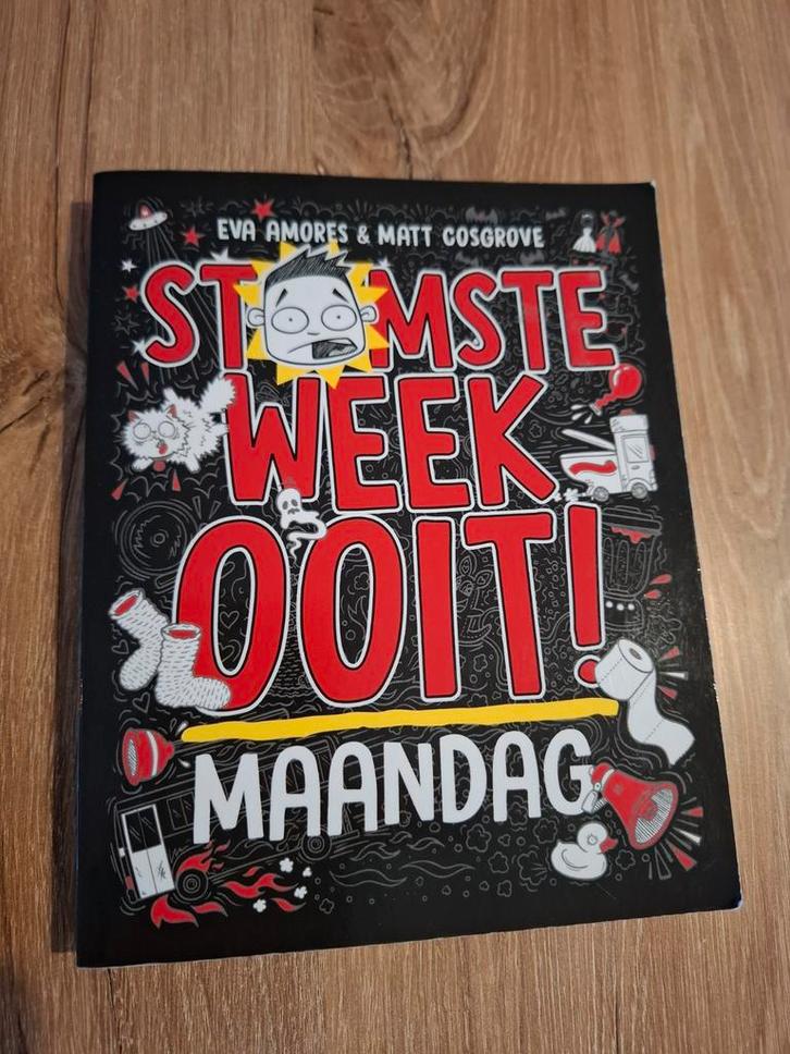 Stomste Week Ooit - Maandag, Boeken, Kinderboeken | Jeugd | onder 10 jaar, Zo goed als nieuw, Fictie algemeen, Ophalen of Verzenden