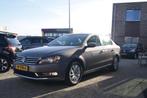 VOLKSWAGEN Passat 1.4 TSI 122pk BMT Easyline, Voorwielaandrijving, Euro 5, Stof, Gebruikt