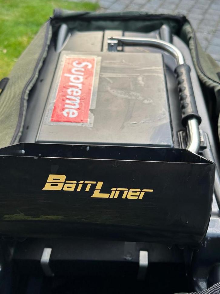 Voerboot karpervissen incl tas - baitliner x2  compleet, Watersport en Boten, Hengelsport | Karpervissen, Zo goed als nieuw, Overige typen