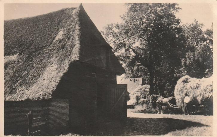 LHEEBROEK Oude Saksische Boerderij, Verzamelen, Ansichtkaarten | Nederland, Ongelopen, Drenthe, 1920 tot 1940, Verzenden