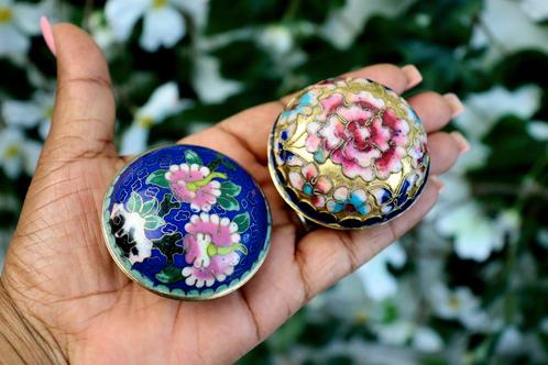 Prachtige ronde dekseldoosjes, Antiek en Kunst, Antiek | Woonaccessoires, Ophalen of Verzenden