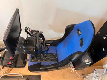 Playseat met Logitech G25 stuur set beschikbaar voor biedingen