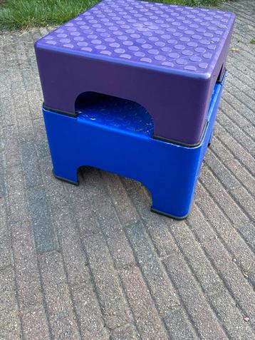 Paarden opstapje tweedelig beschikbaar voor biedingen