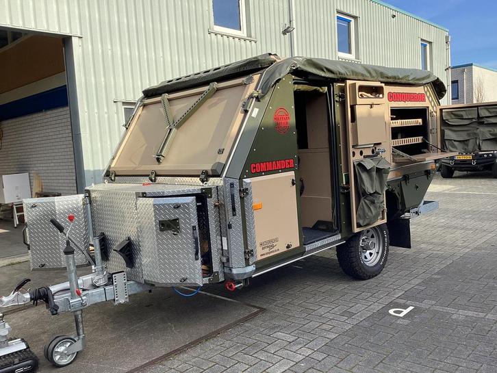 Conqueror UEV490 Commander, Caravans en Kamperen, Caravans, Bedrijf, tot en met 4, Rondzit, Mover, Ophalen