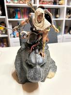 Assassins creed Bayek figurine statue, Verzamelen, Ophalen, Gebruikt